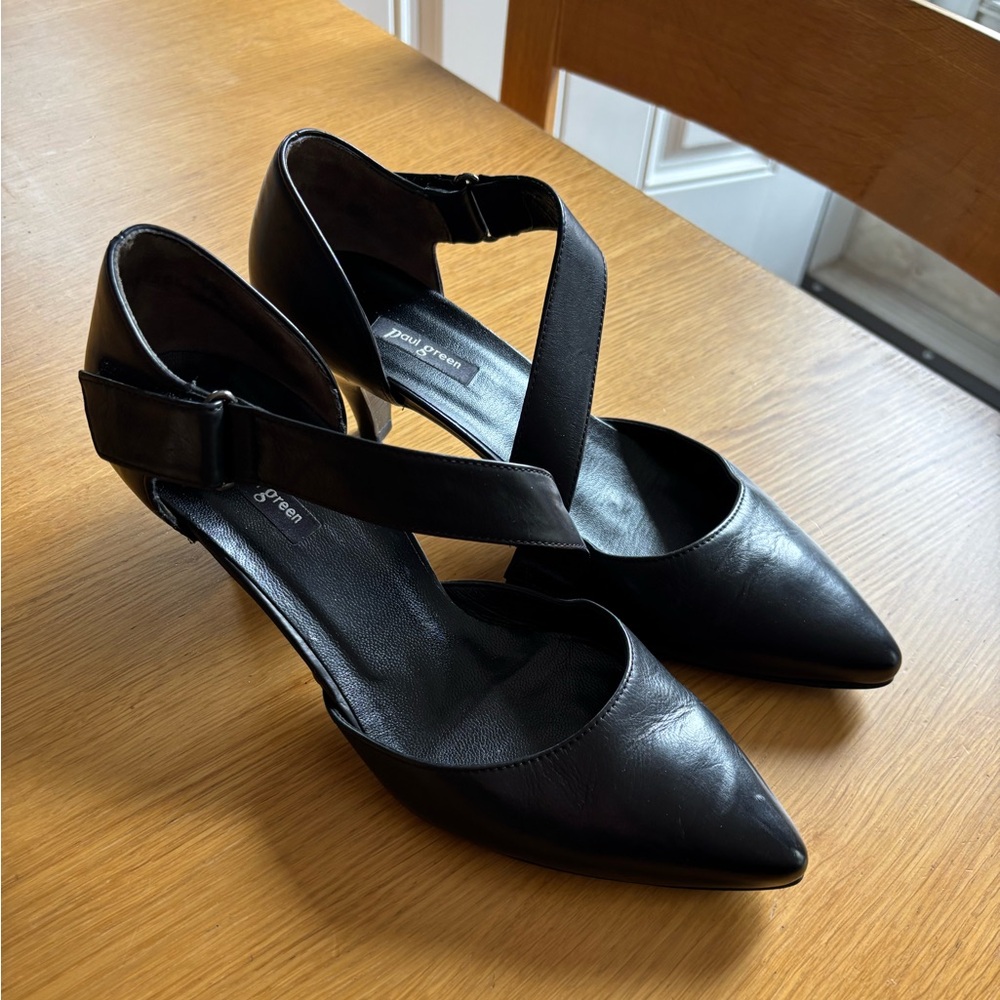 Paul Green Nicki  D’Orsay Heels in EU 6 - US Size 8.5. EUC